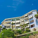 Classic-12 By Interhome